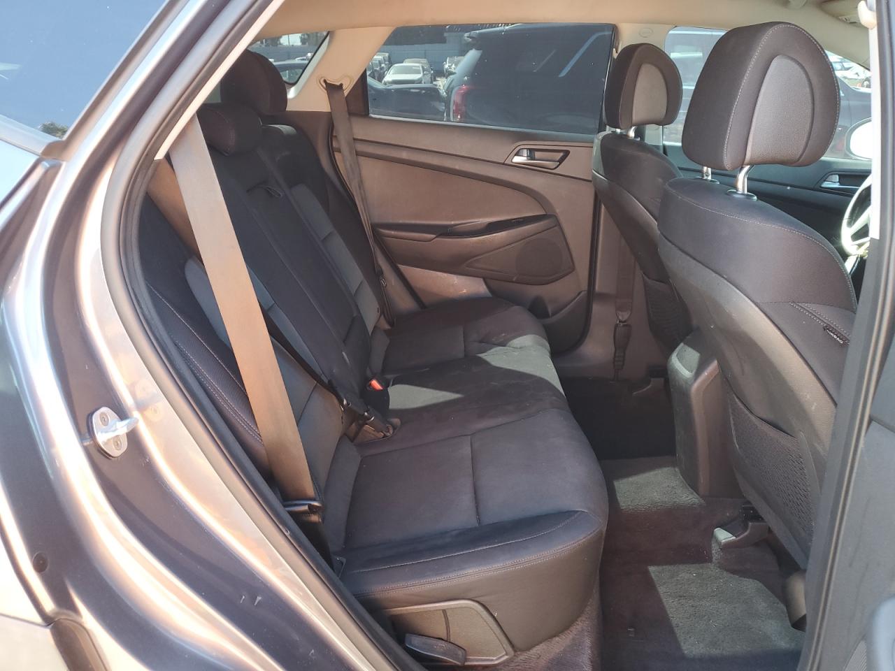 2016 Hyundai Tucson - Image 11
