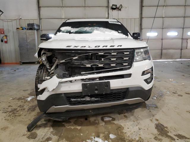 Parquets FORD EXPLORER 2017 Biały