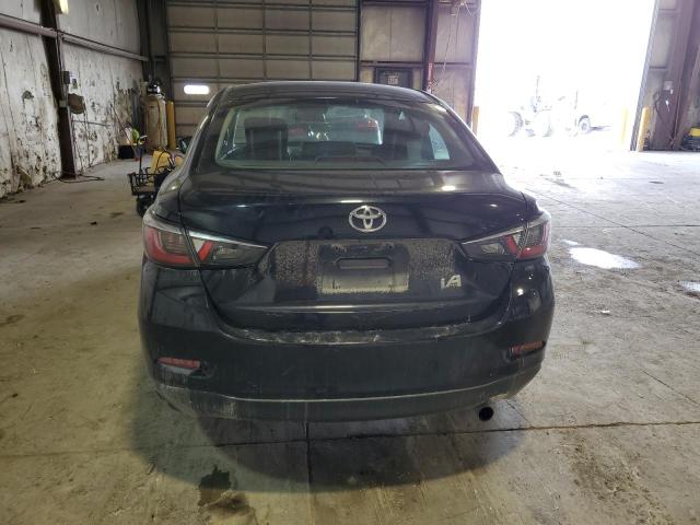  TOYOTA YARIS 2017 Czarny