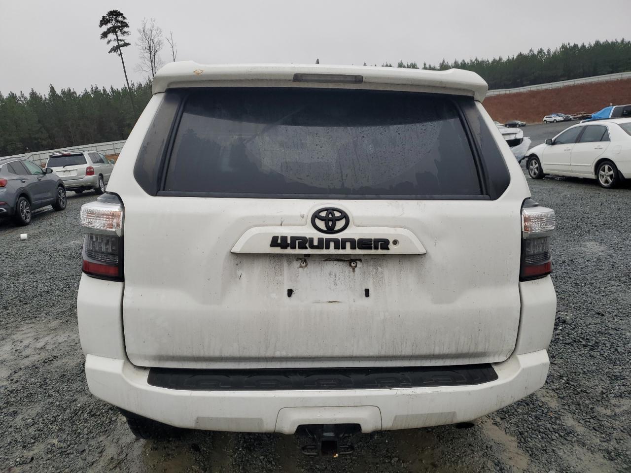 2018 Toyota 4Runner - Image 6