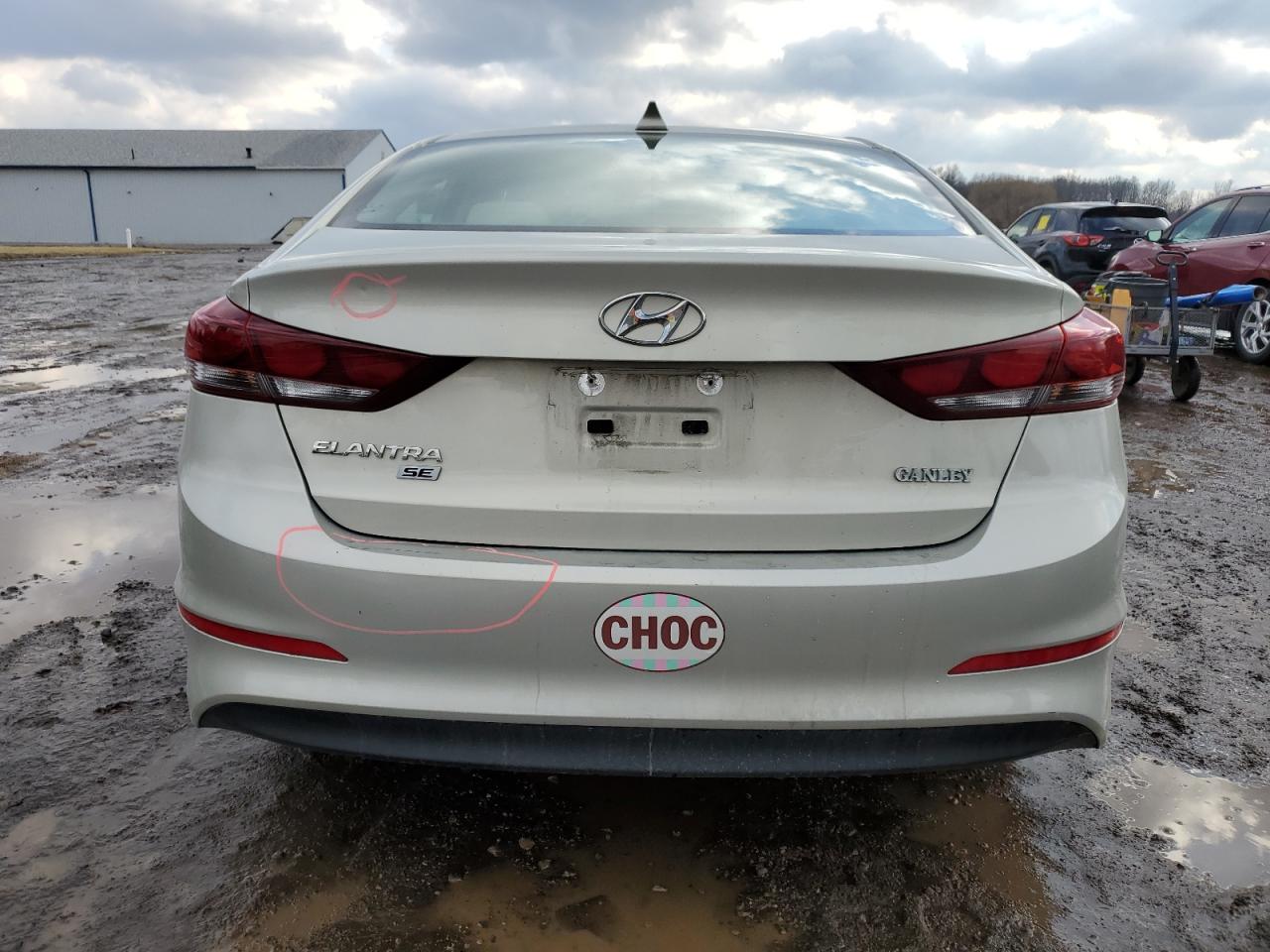 2017 Hyundai Elantra - Image 6
