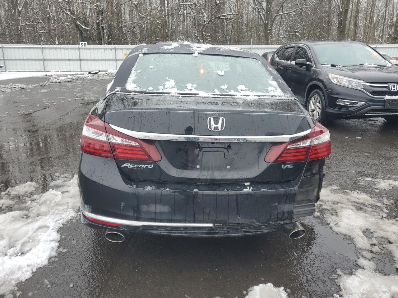 2016 Honda Accord - Image 6