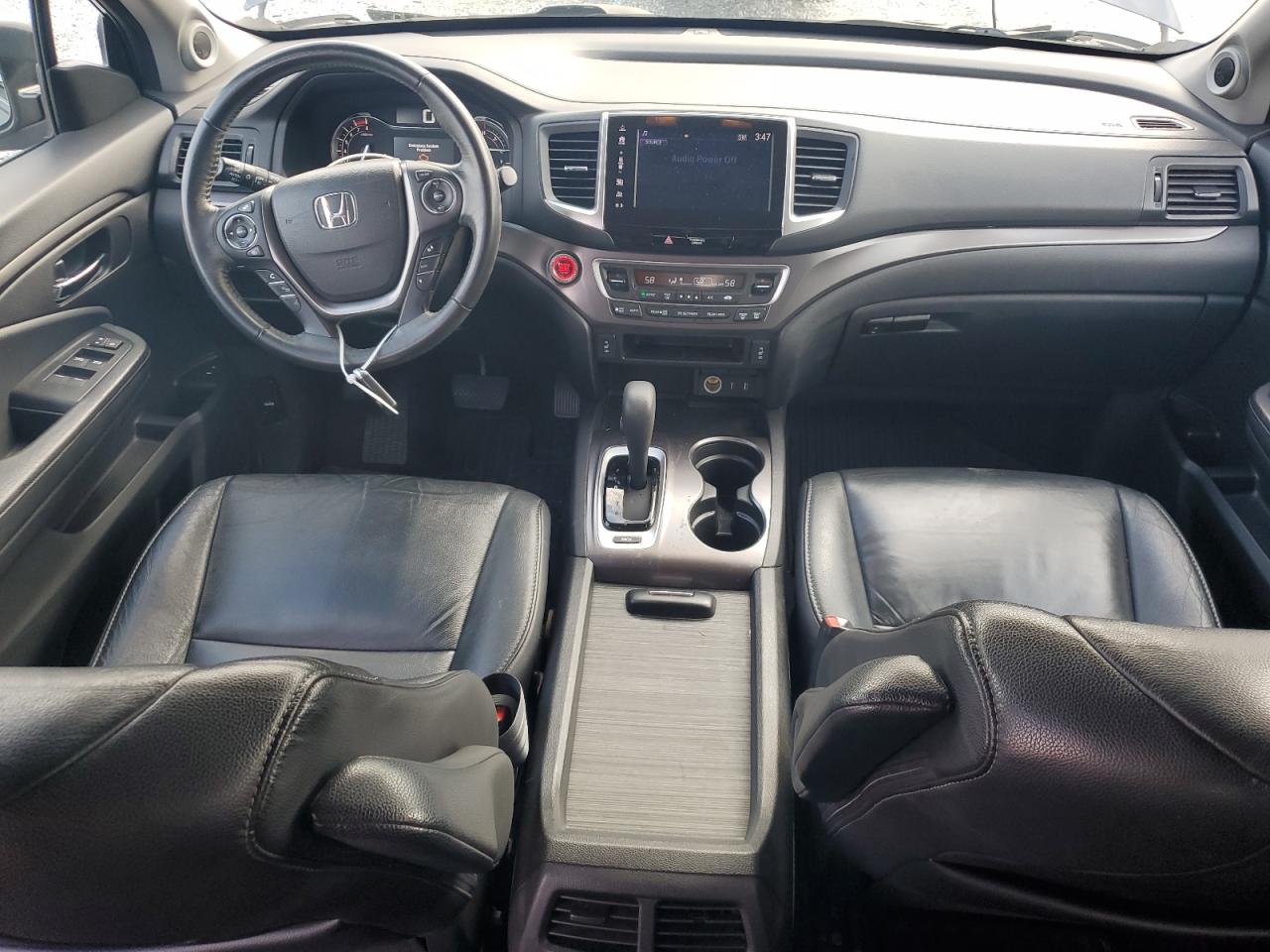 2018 Honda Pilot - Image 8