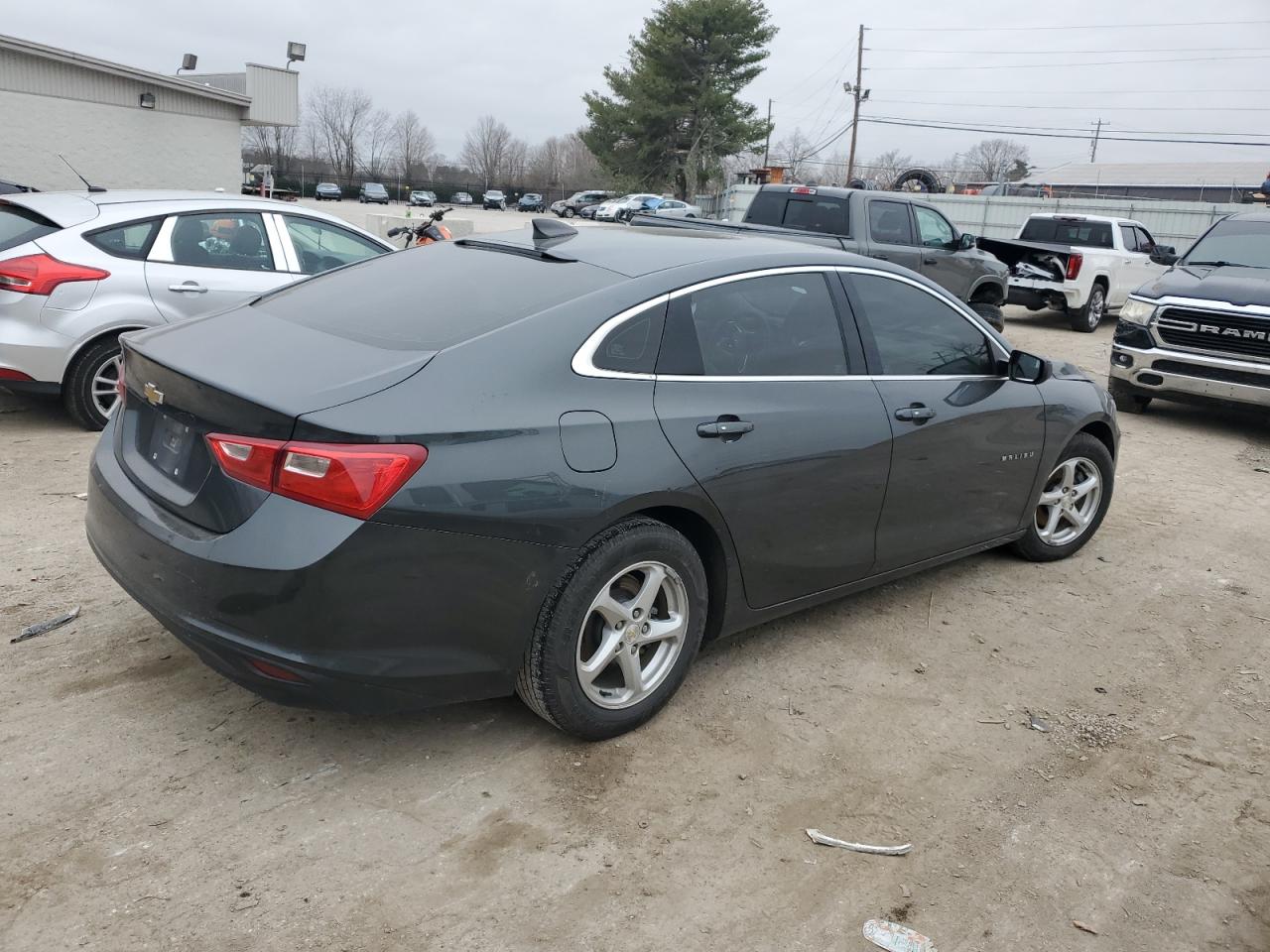 2017 Chevrolet Malibu - Image 3