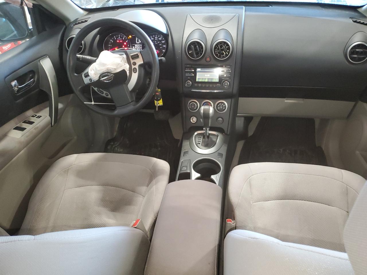 2015 Nissan Rogue - Image 8
