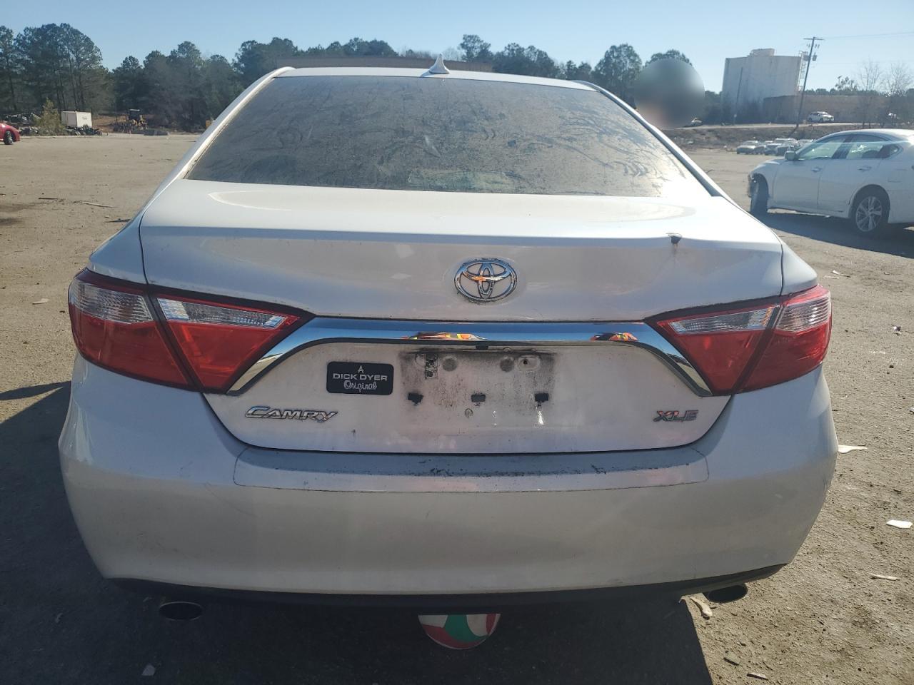 2015 Toyota Camry - Image 6