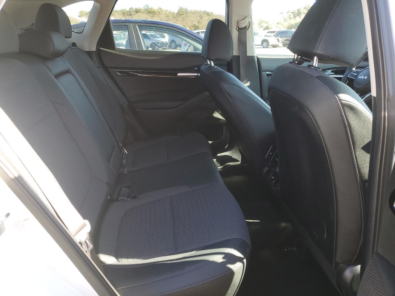 2023 Kia Seltos - Image 11