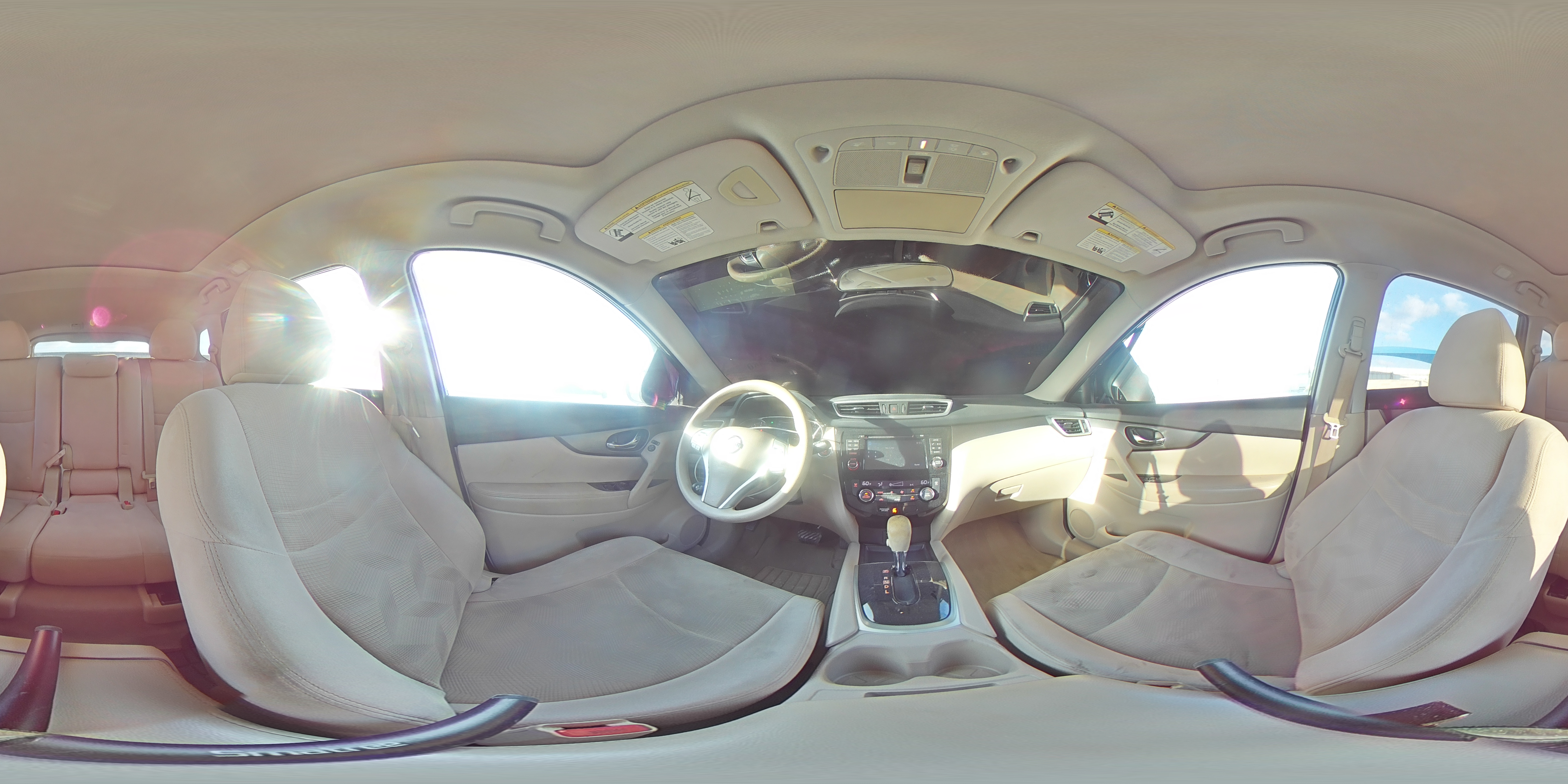 2014 Nissan Rogue - Image 16