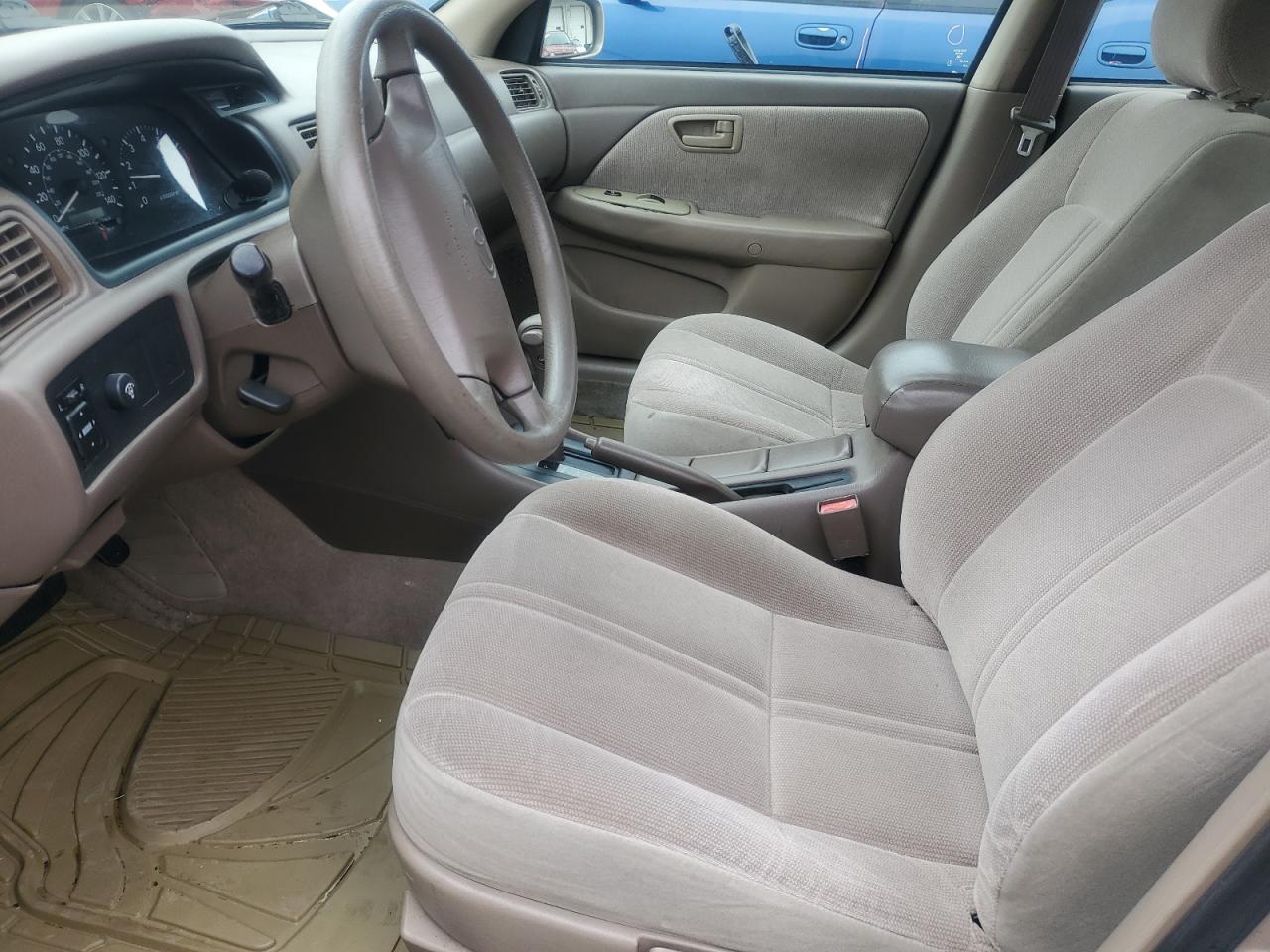 1998 Toyota Camry - Image 7