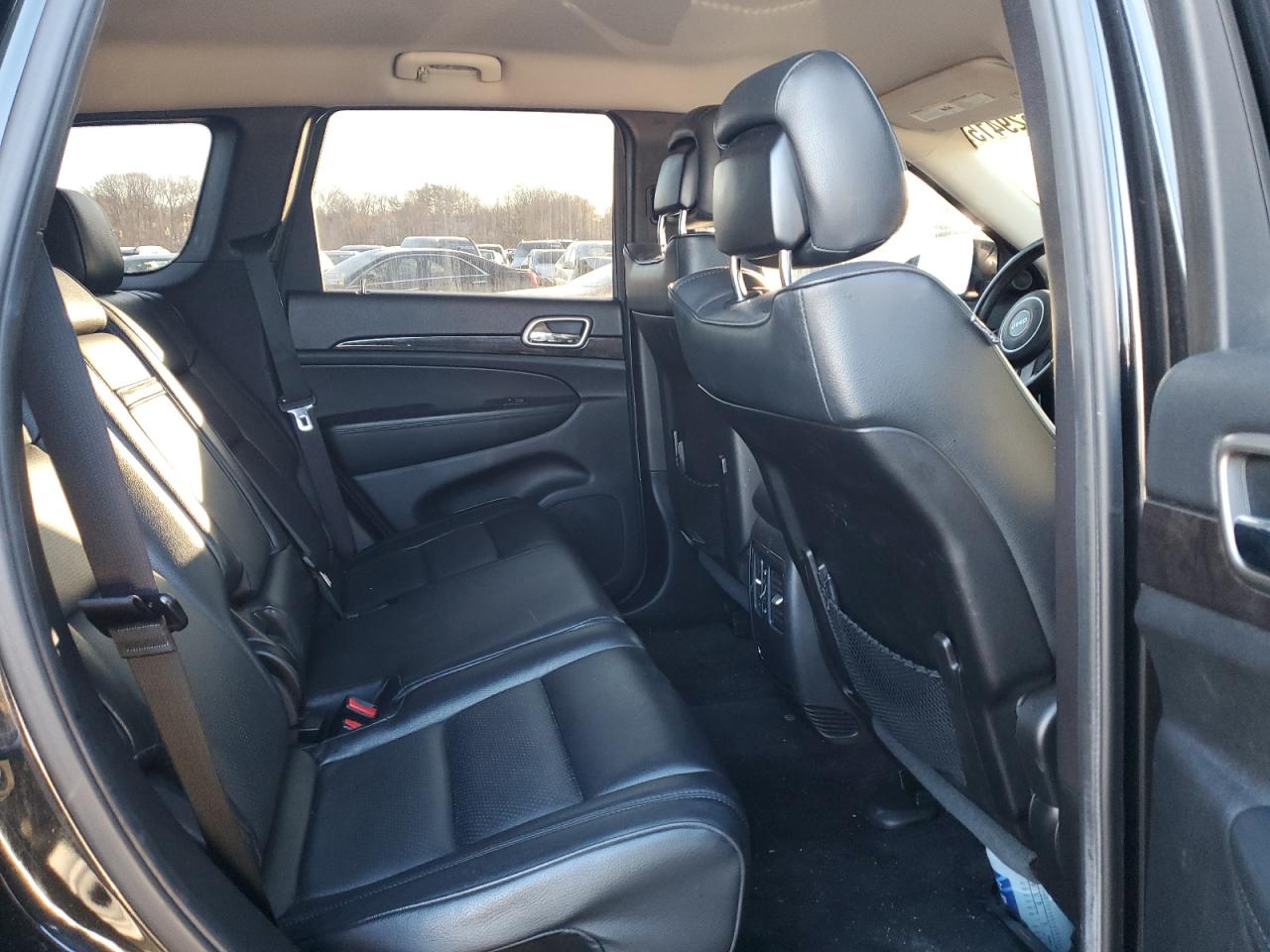 2013 Jeep Grand Cherokee - Image 11