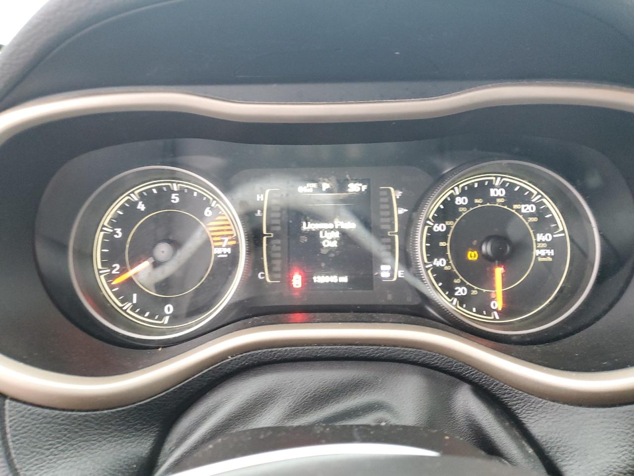 2018 Jeep Grand Cherokee - Image 9