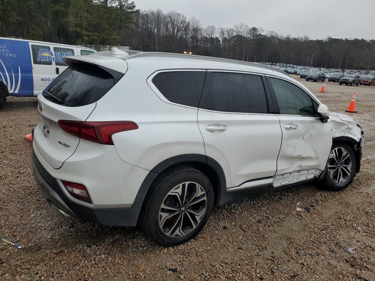 2019 Hyundai Santa Fe - Image 3