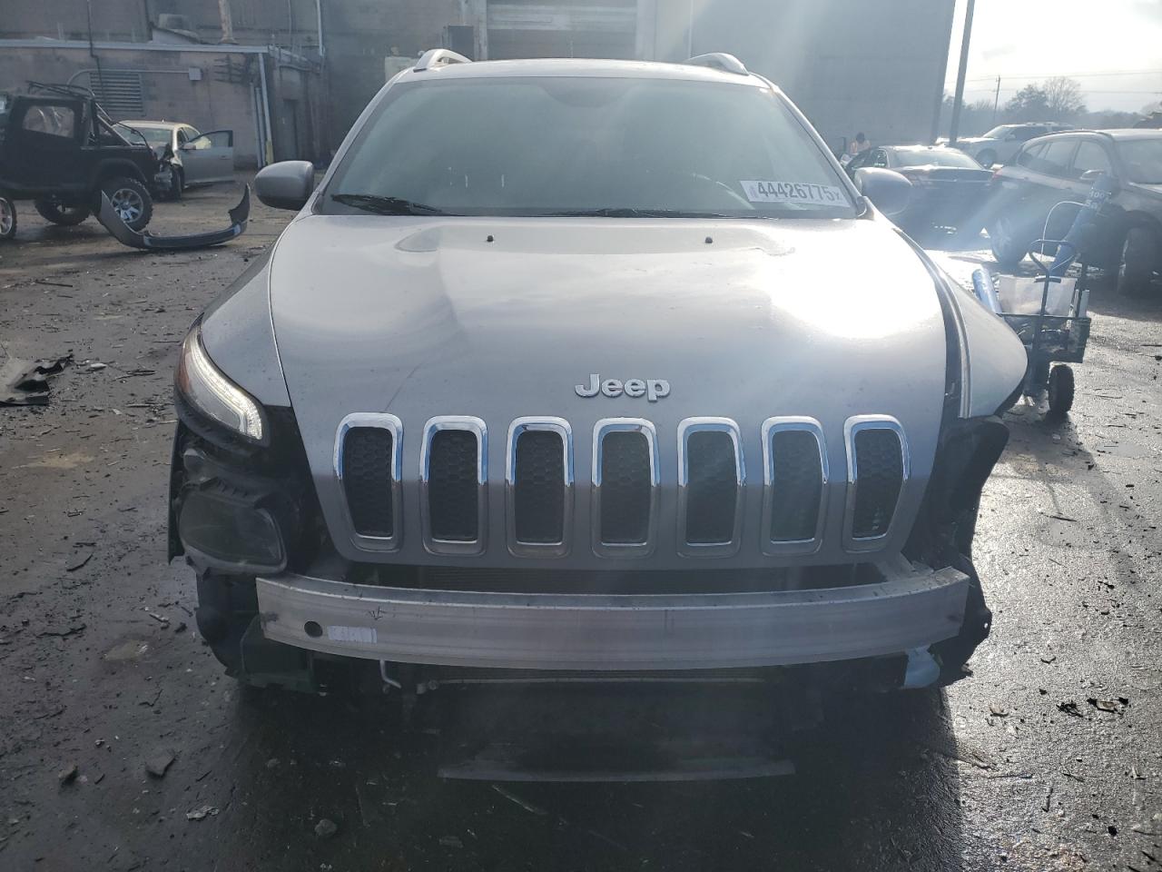 2017 Jeep Grand Cherokee - Image 5