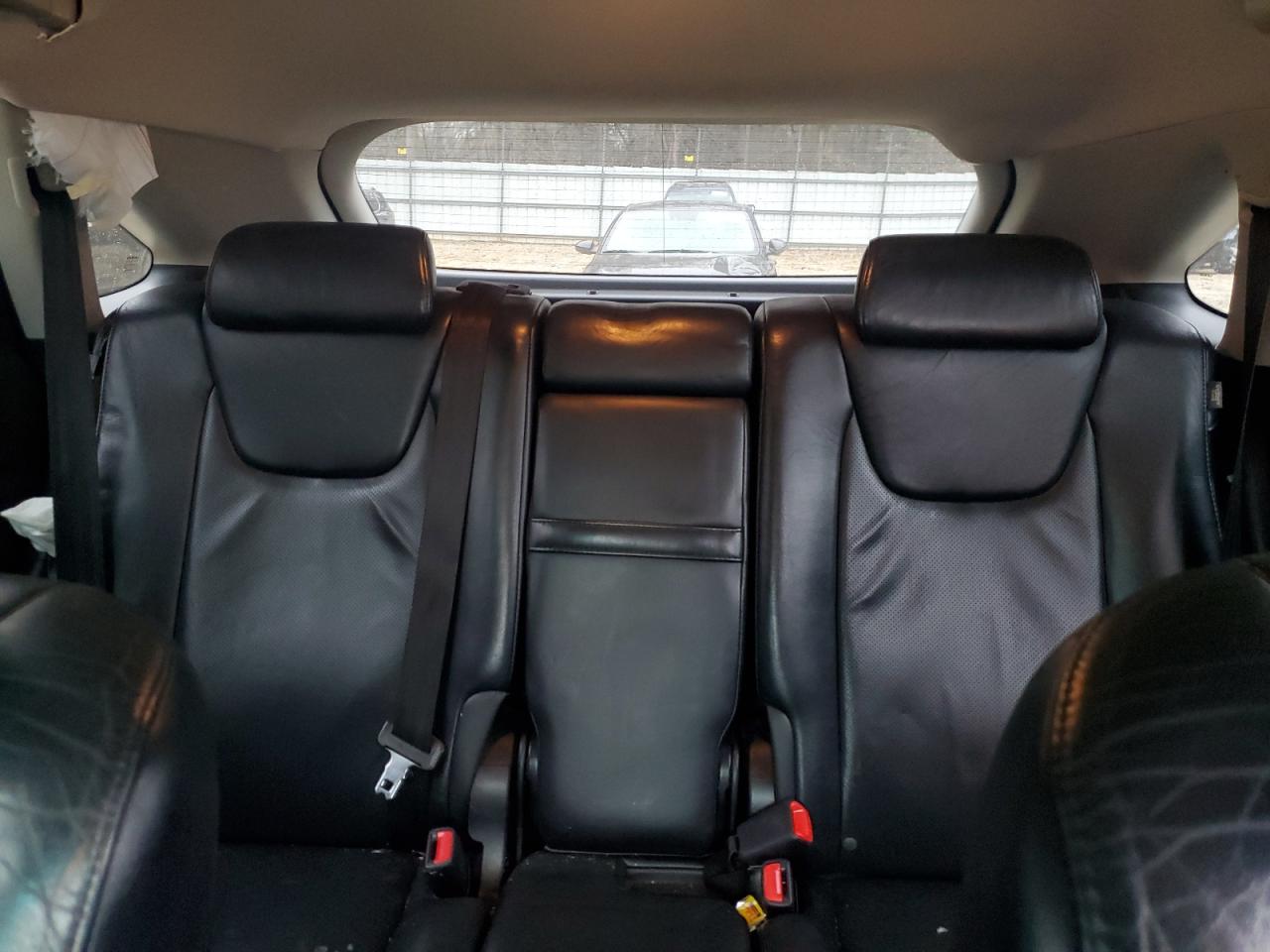 2010 Lexus RX - Image 10