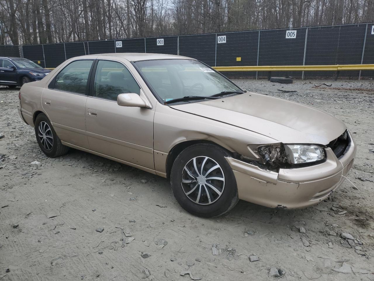 2001 Toyota Camry - Image 4