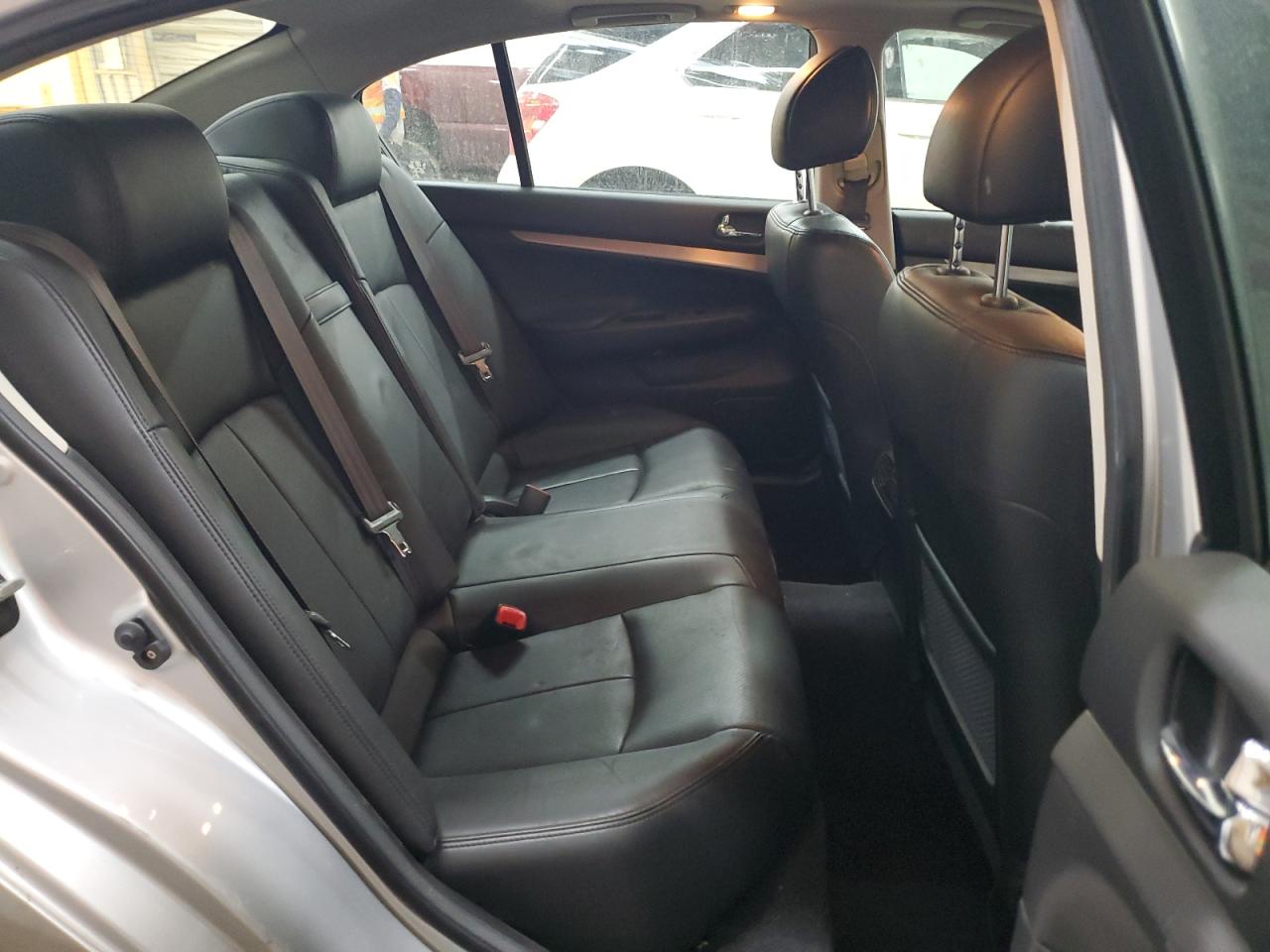 2013 Infiniti G - Image 11