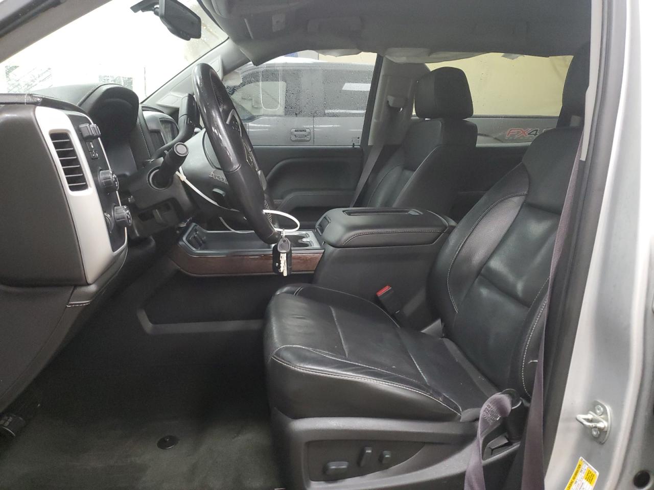 2017 GMC Sierra - Image 7