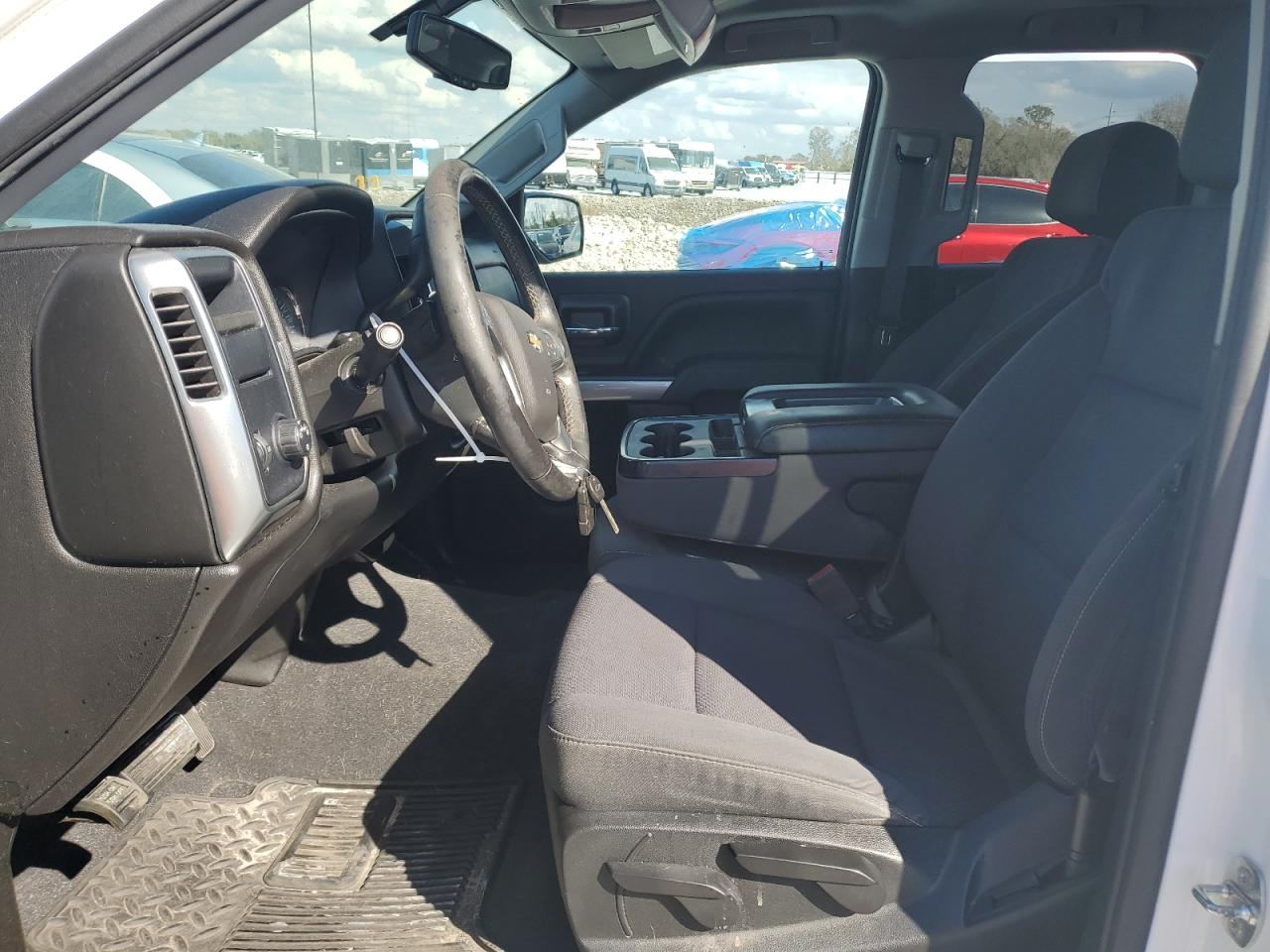 2019 Chevrolet Silverado - Image 7