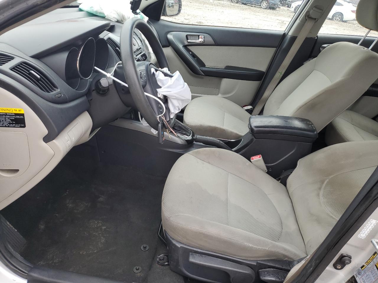 2013 Kia Forte - Image 7