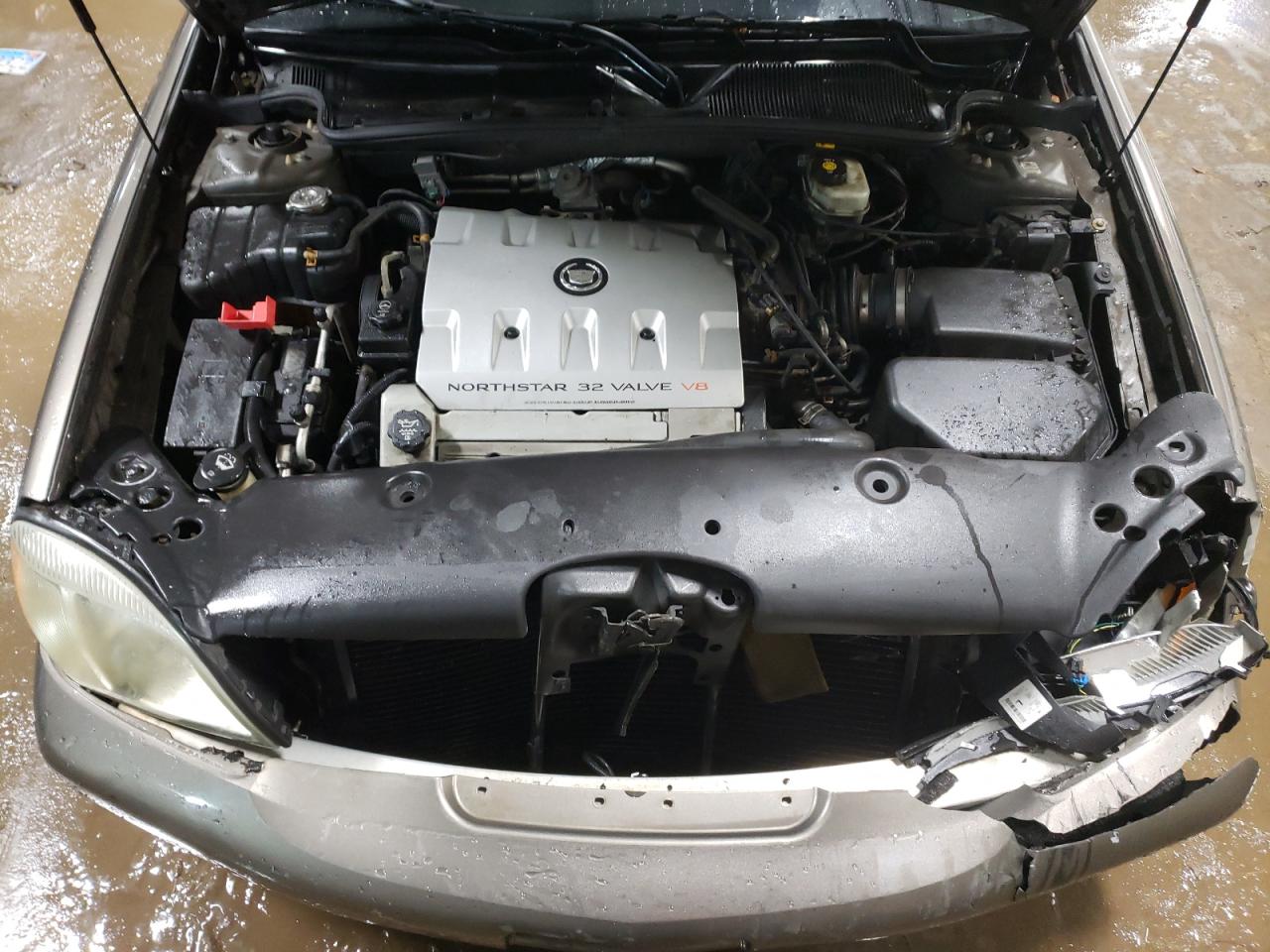 2003 Cadillac De Ville - Image 11