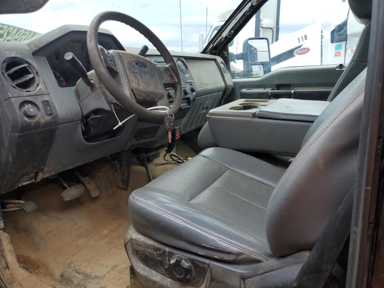 2014 Ford F350 - Image 7