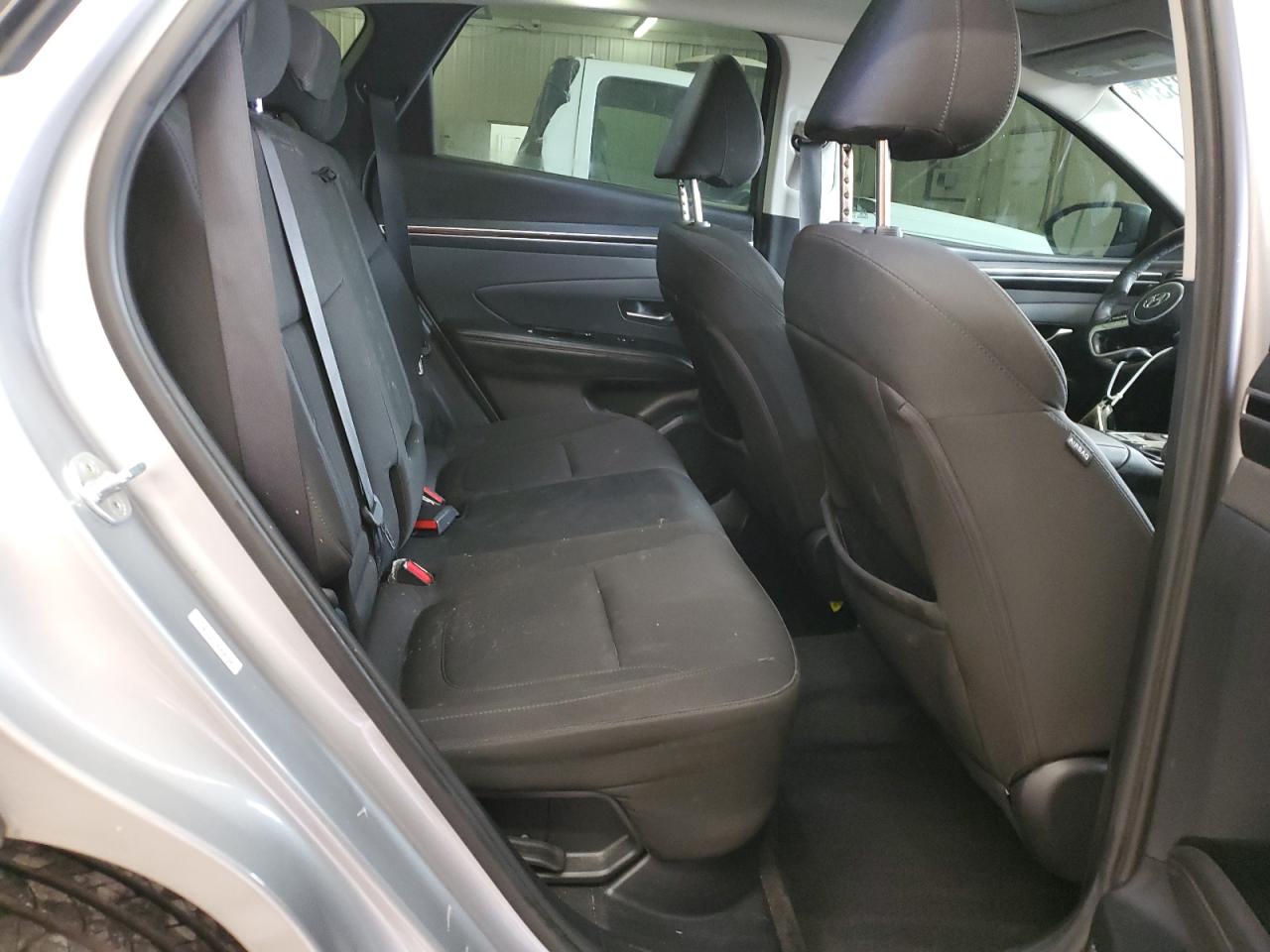 2022 Hyundai Tucson - Image 11