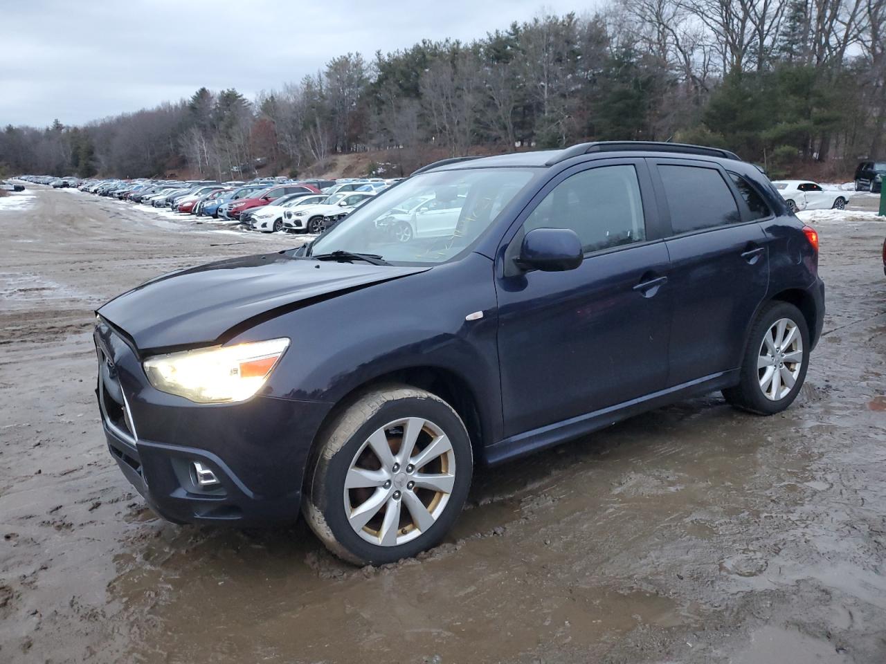 2012 Mitsubishi Outlander - Image 1