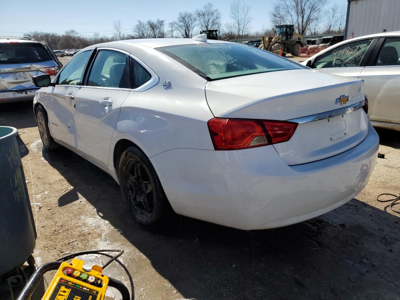 2015 Chevrolet Impala - Image 2