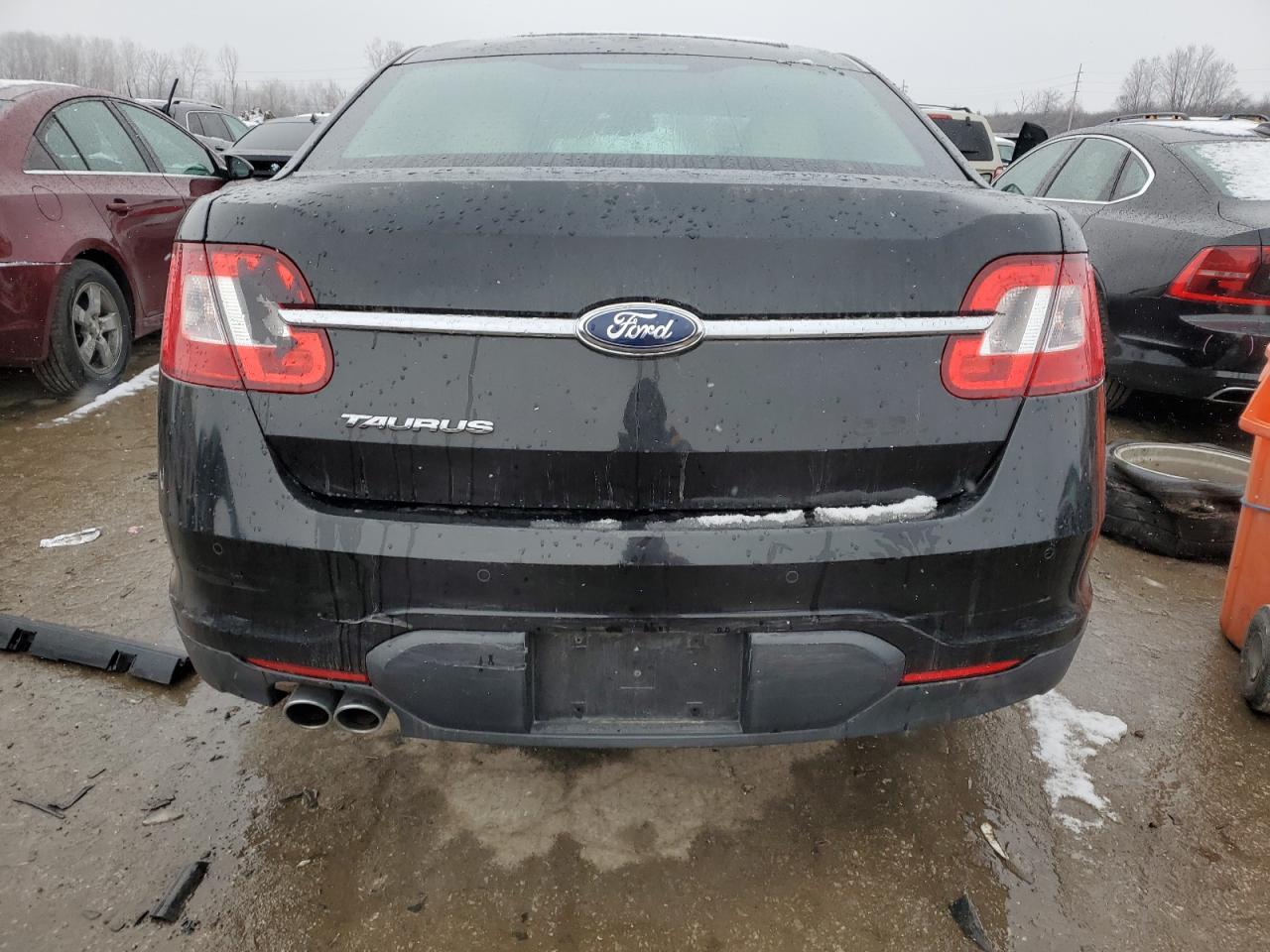 2012 Ford Taurus - Image 6
