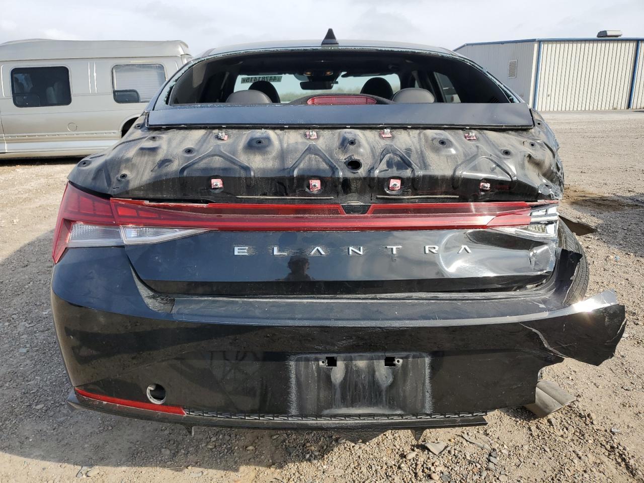 2023 Hyundai Elantra - Image 6