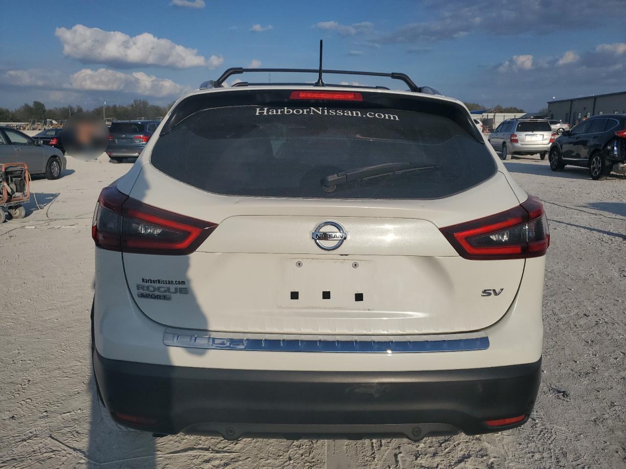 2020 Nissan Rogue - Image 6