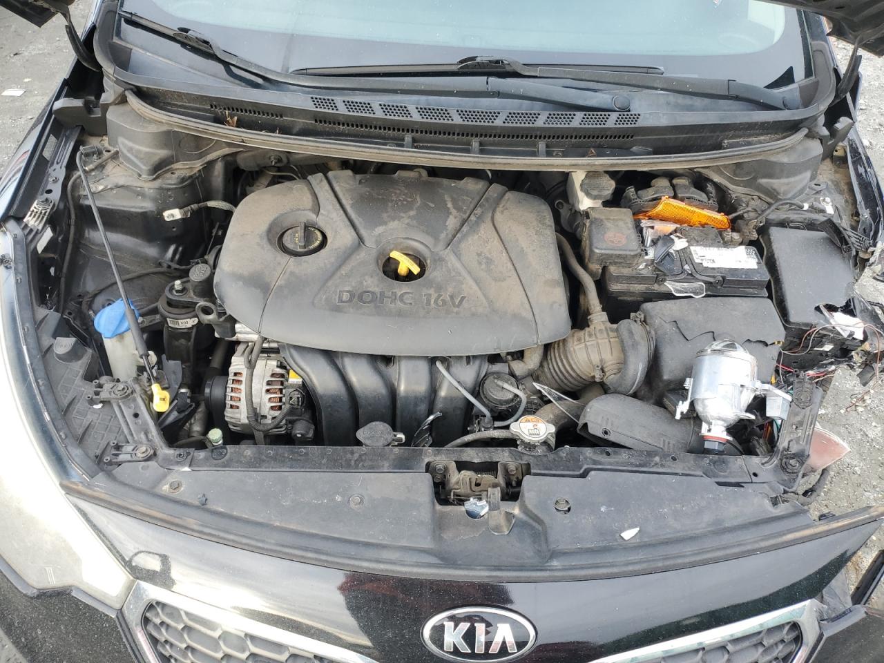 2016 Kia Forte - Image 12