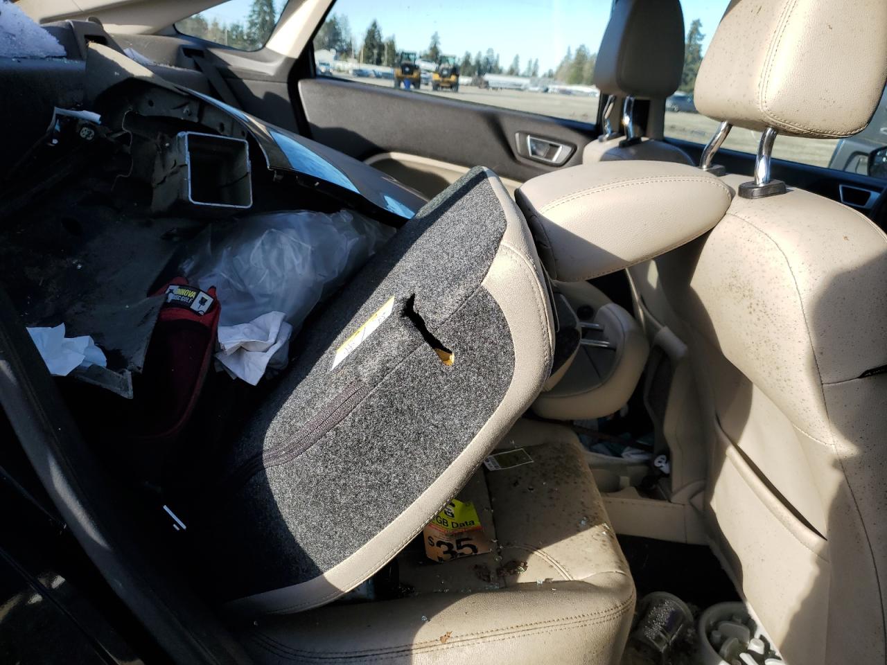 2016 Ford Fiesta - Image 10
