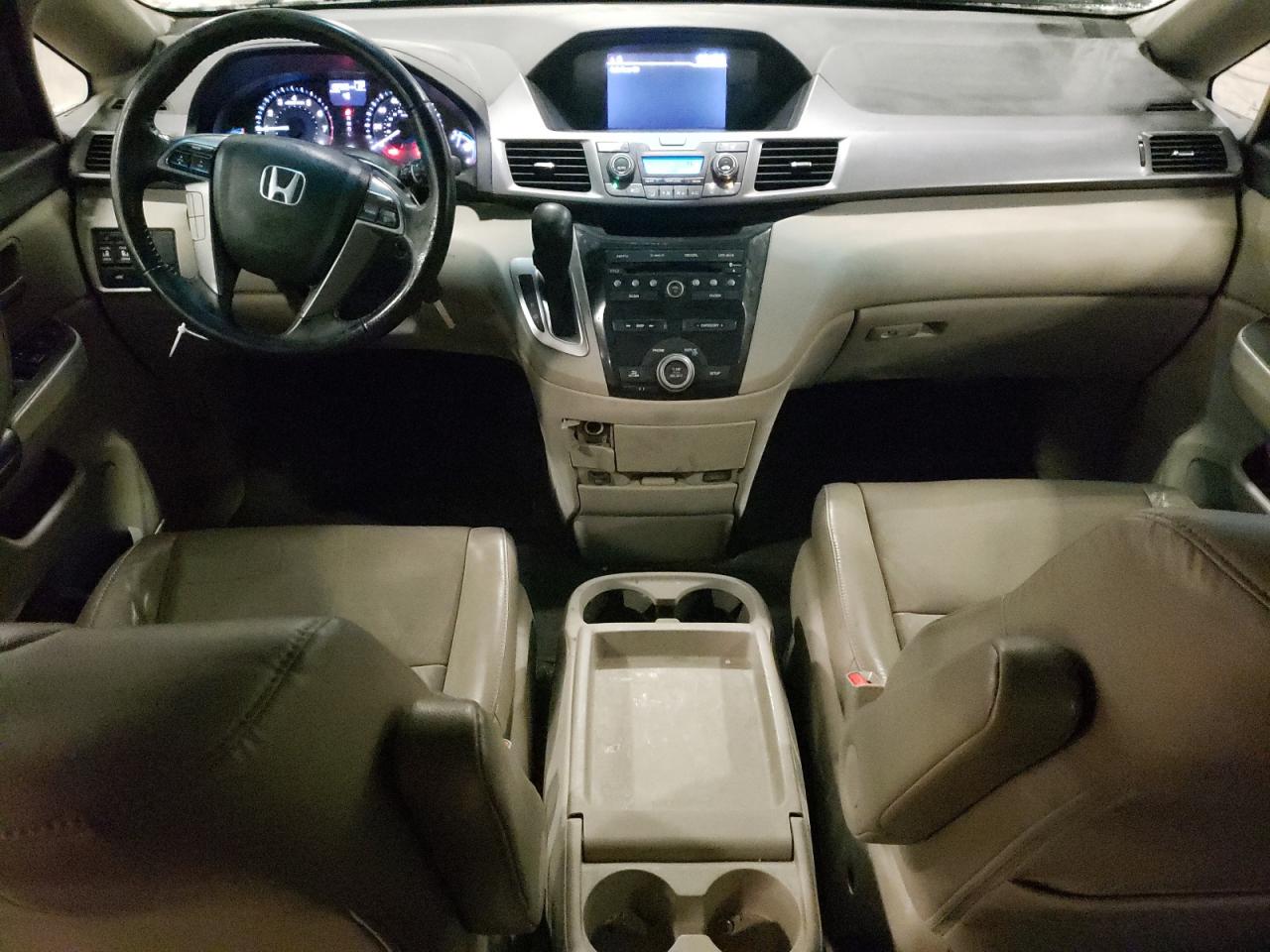2012 Honda Odyssey - Image 8