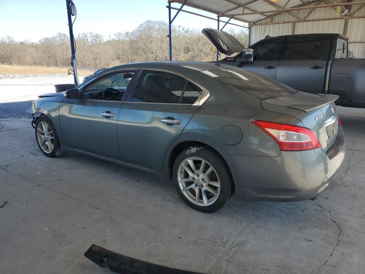 2010 Nissan Maxima - Image 2