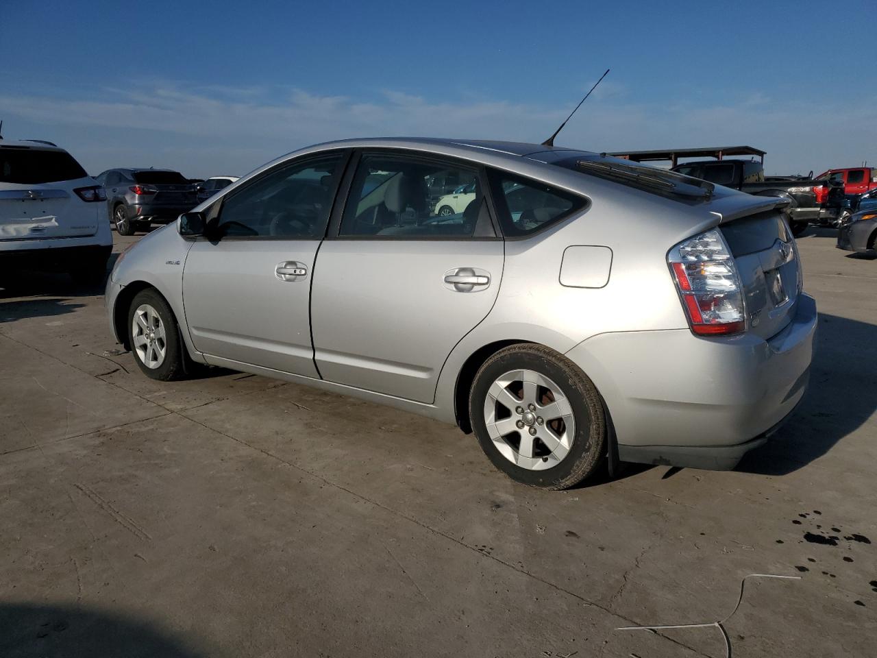 2006 Toyota Prius - Image 2