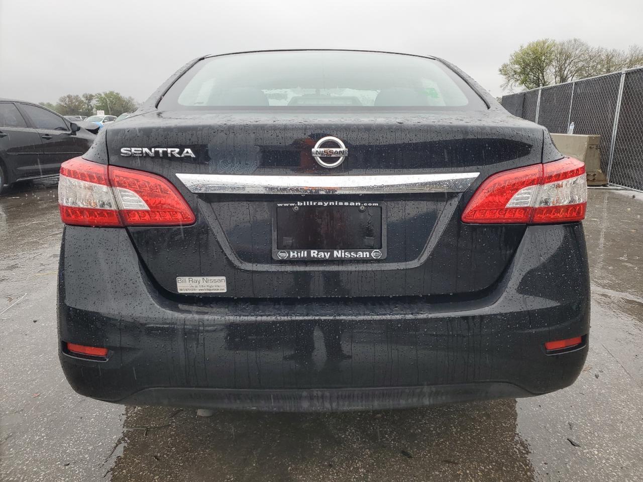2015 Nissan Sentra - Image 6