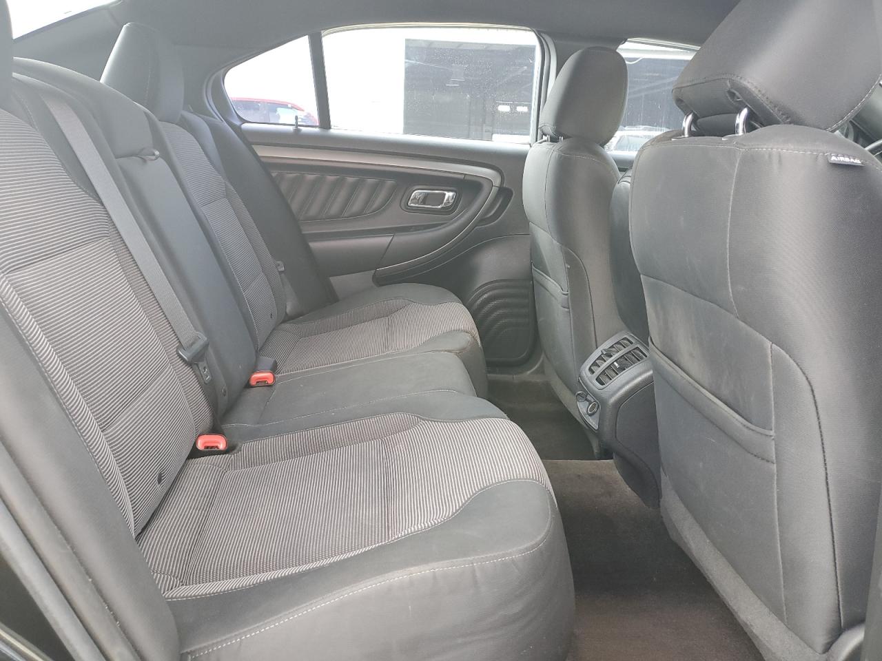 2013 Ford Taurus - Image 10