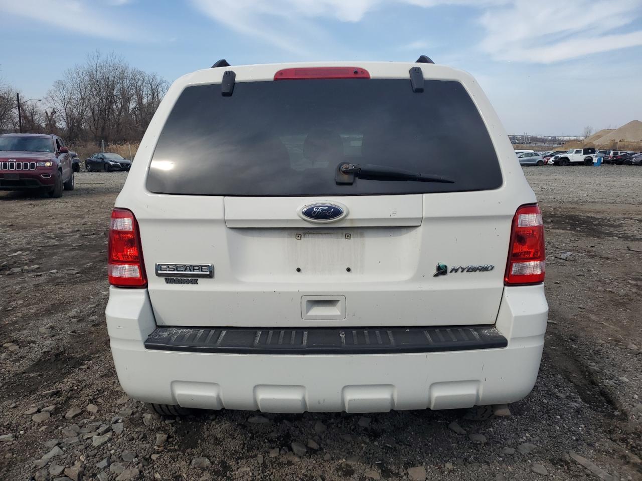 2010 Ford Escape - Image 6