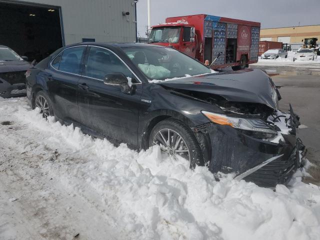 2021 TOYOTA CAMRY XLE