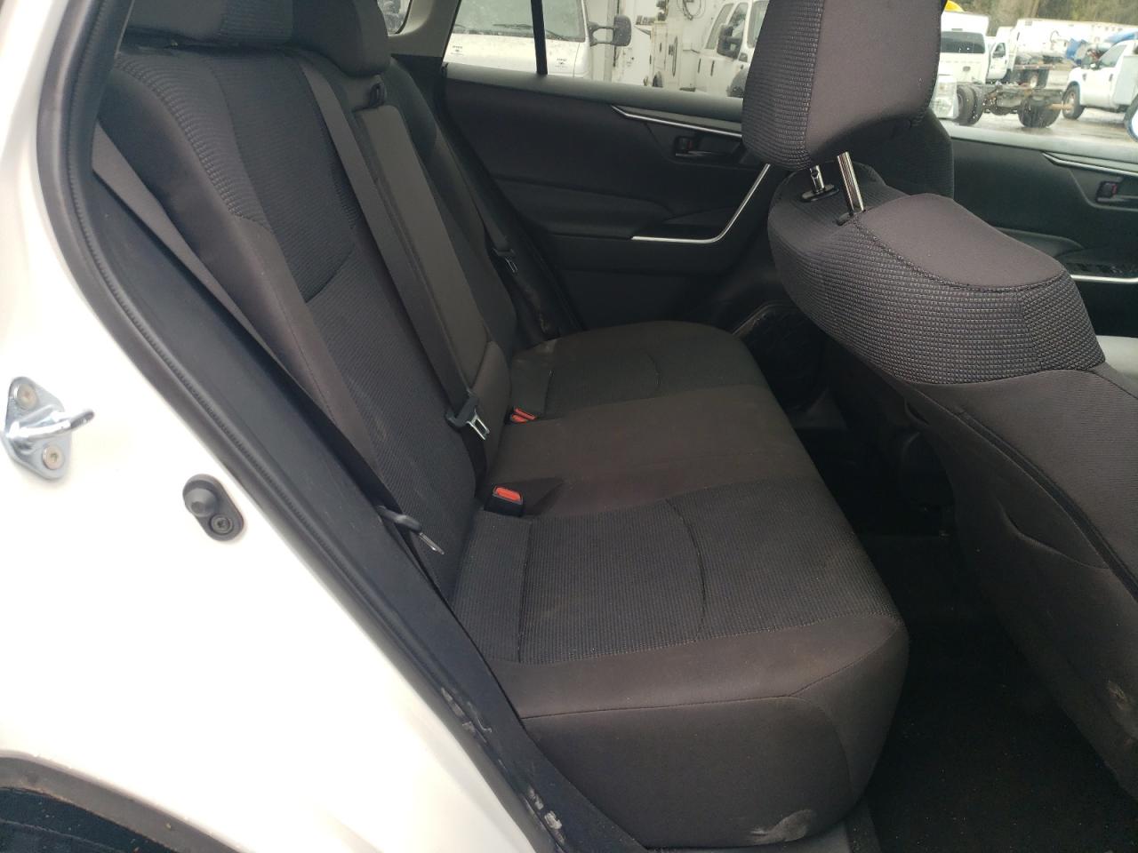 2024 Toyota RAV 4 - Image 11