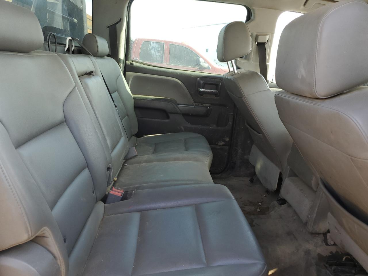 2018 Chevrolet Silverado - Image 10