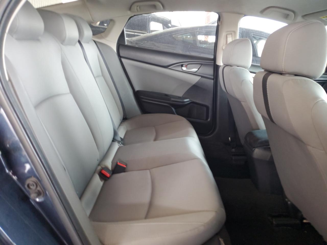 2017 Honda Civic - Image 10