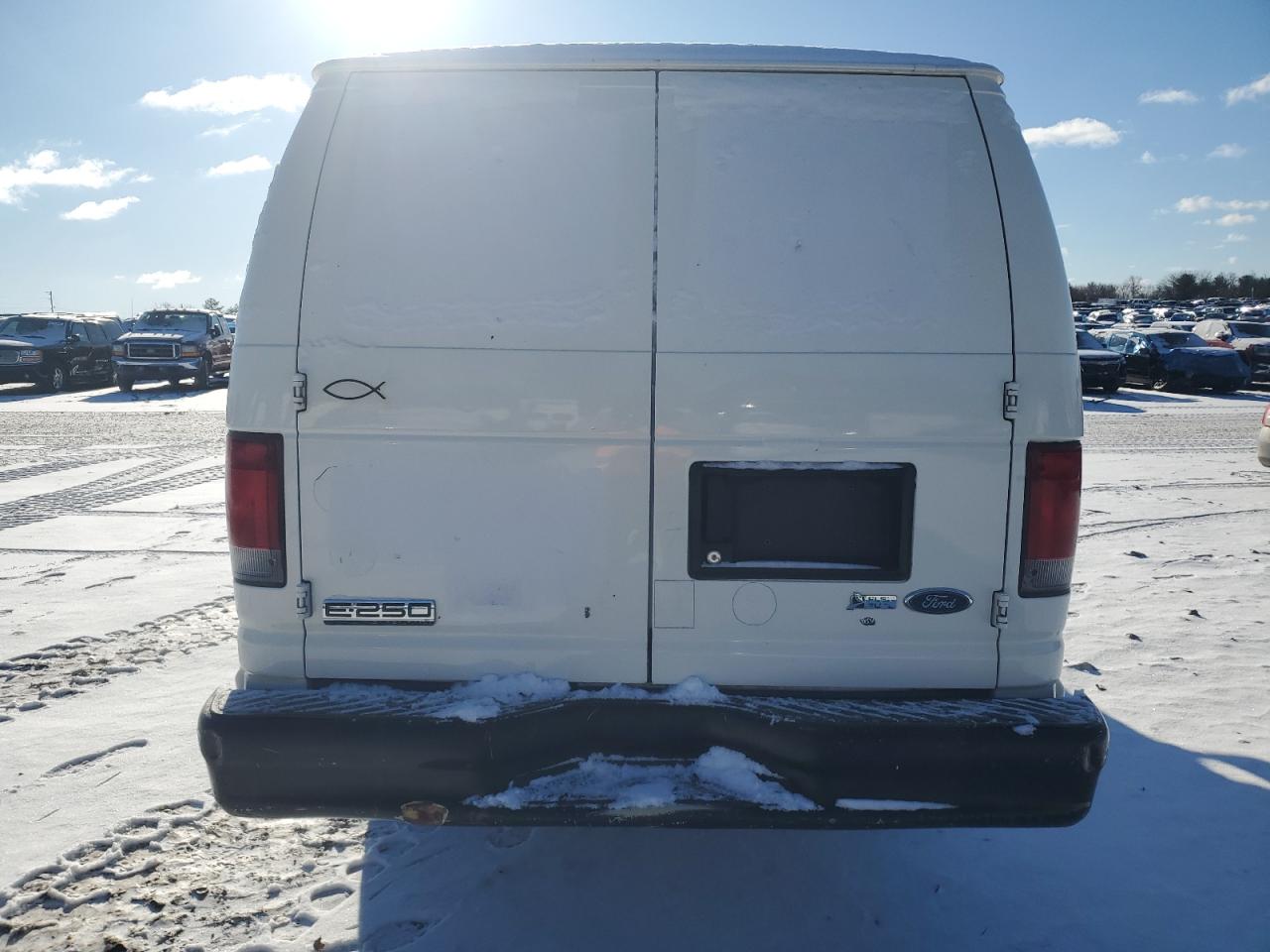 2014 Ford Econoline - Image 6