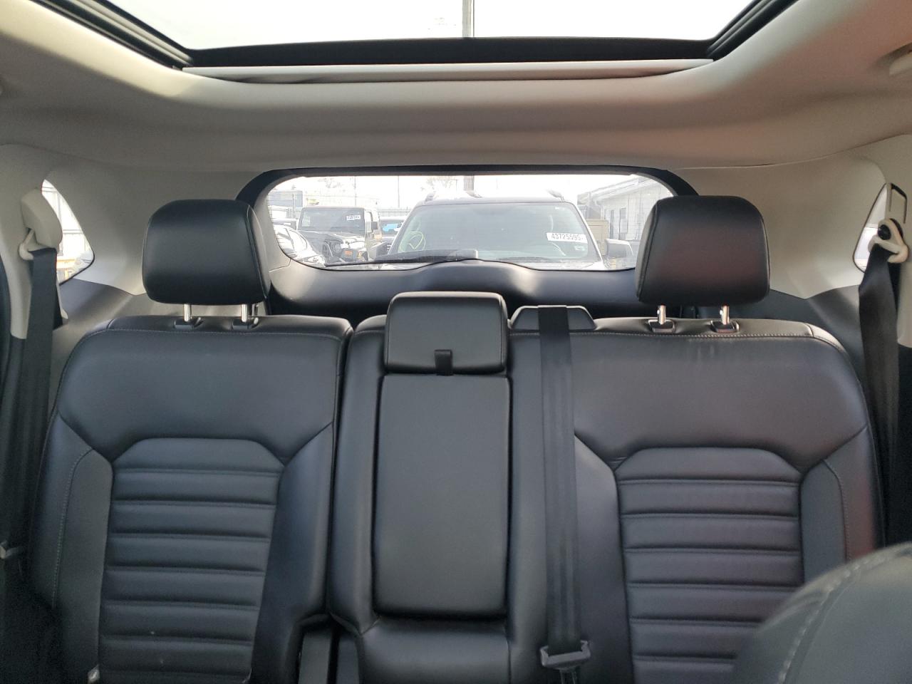 2017 Ford Edge - Image 10