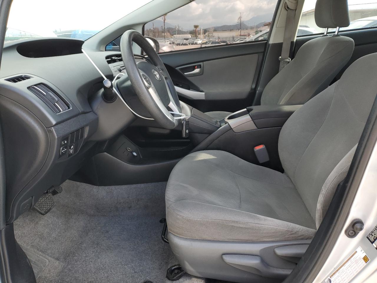 2014 Toyota Prius - Image 7