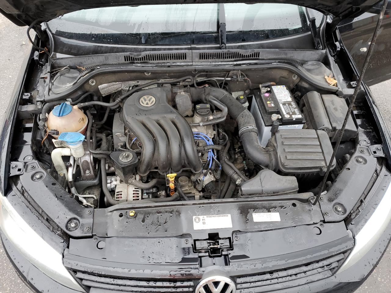 2014 Volkswagen Jetta - Image 11