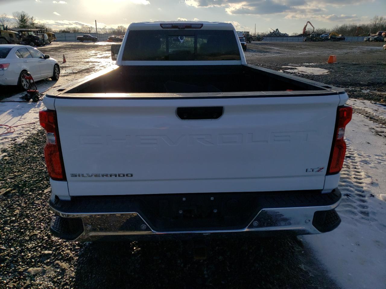 2020 Chevrolet Silverado - Image 6