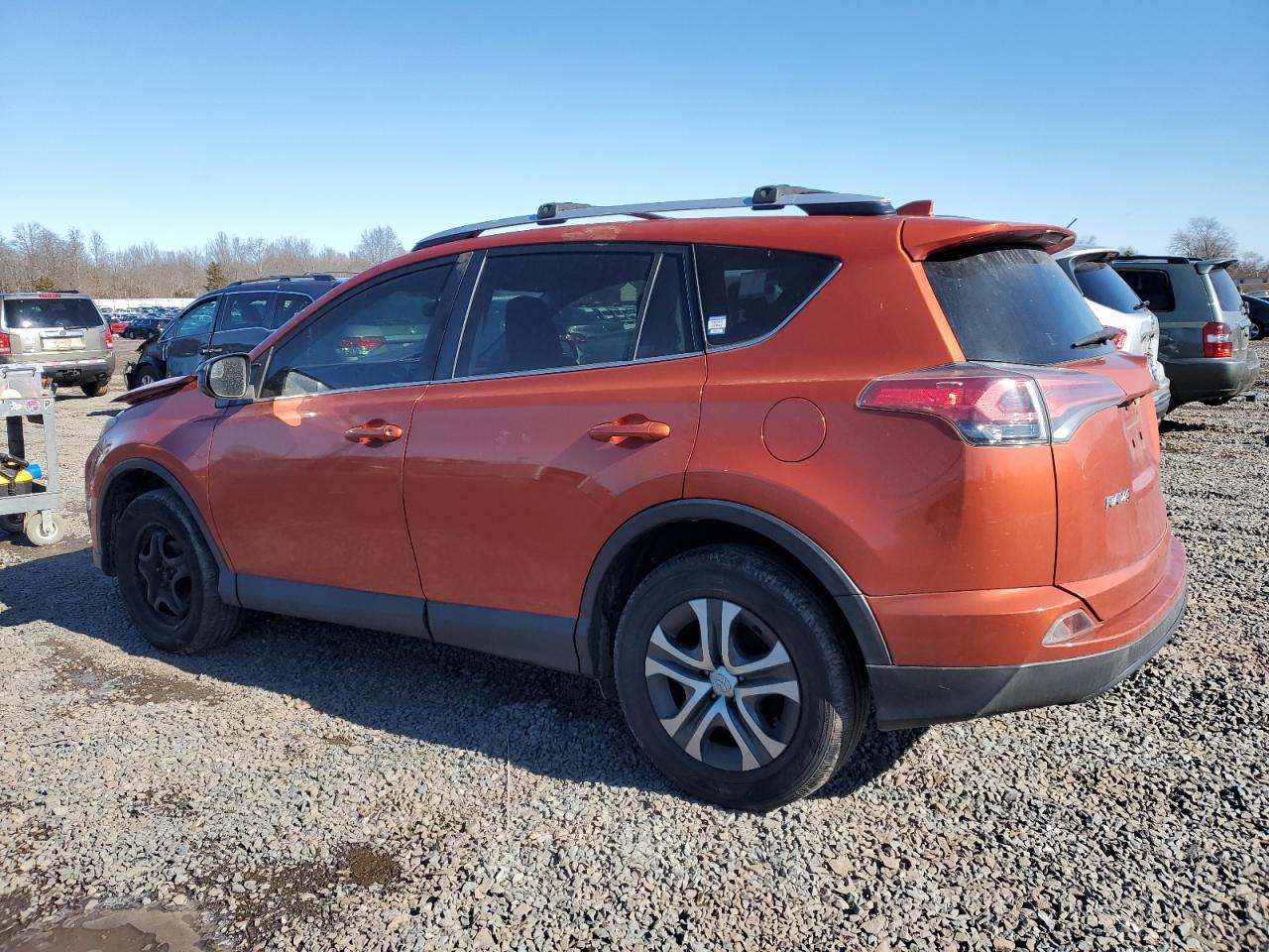 2016 Toyota RAV 4 - Image 2