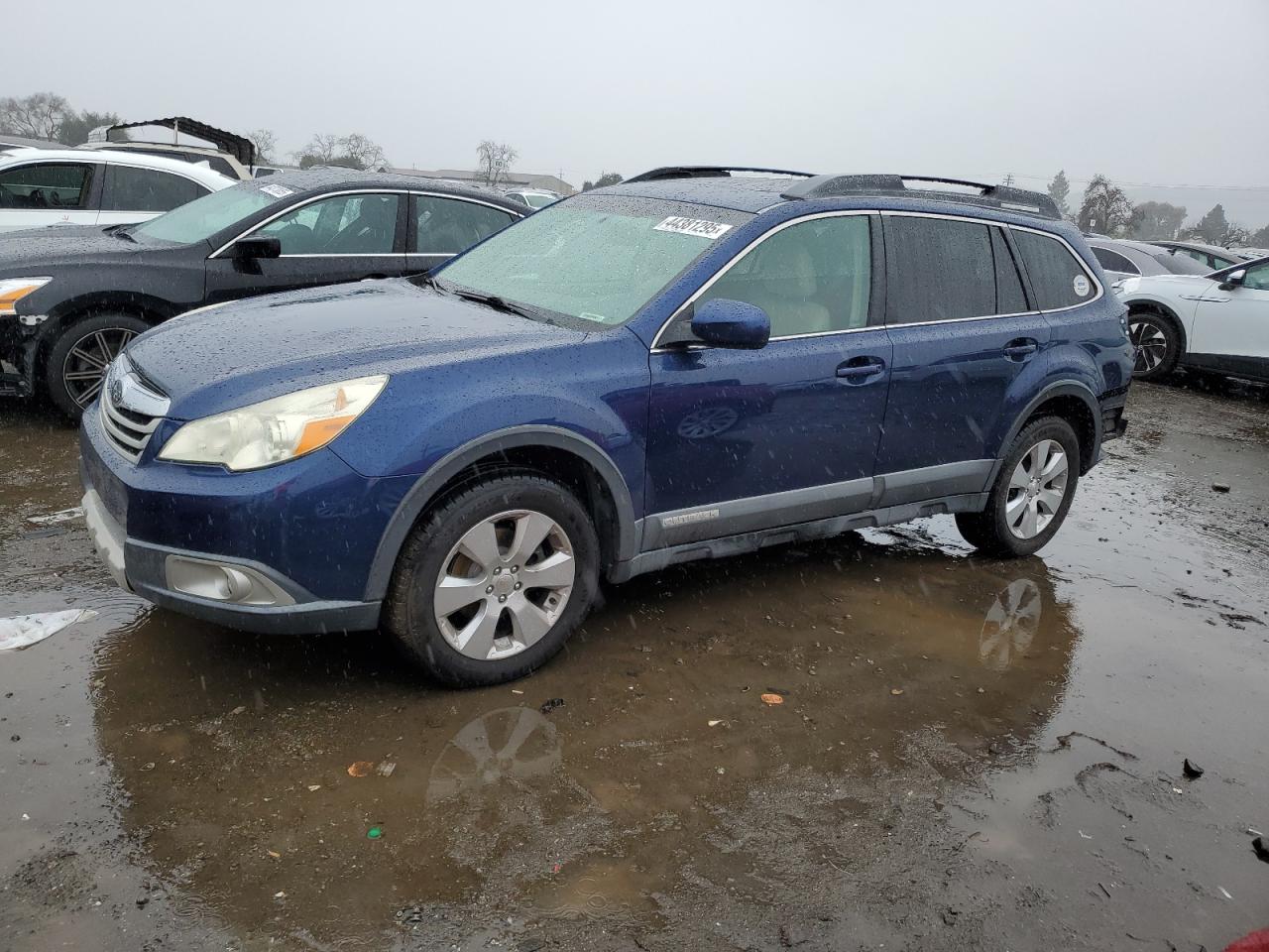 2010 Subaru Outback - Image 1